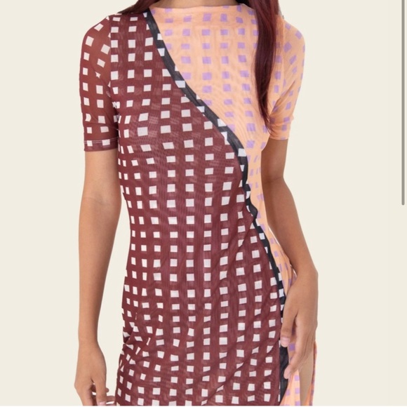 find me now Dresses & Skirts - find me now Abilene Mesh Midi Dress